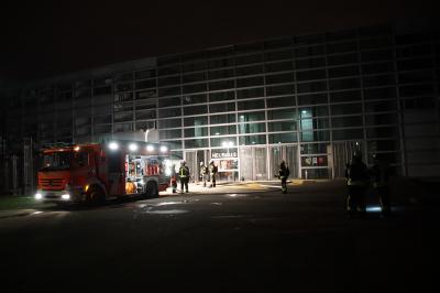 Stuttgart Nord: Brand in Gebaeude sorgt fuer groesseren Feuerwehreinsatz